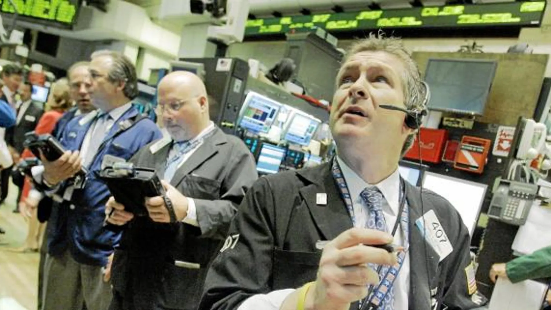 A partir de abril, la actividad emisora se vio muy perjudicada por el riesgo de crédito soberano en algunos países europeos