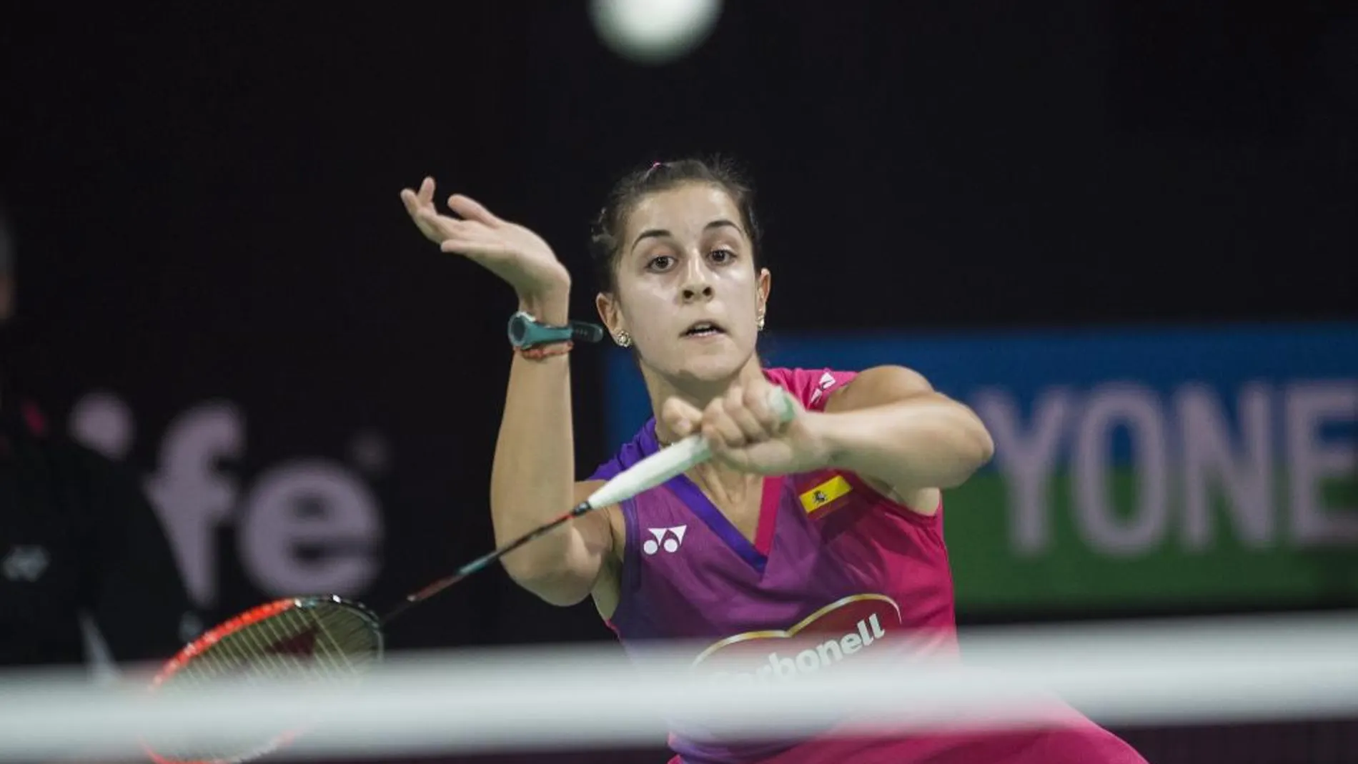 Carolina Marín durante un juego entre España y China del Yonex Abierto de Bádminton de Dinamarca 2015