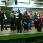 PULSE EN «DOCUMENTO» PARA VER EL GRÁFICO CON LOS TIEMPOS DE ESPERA ENTRE TRENES