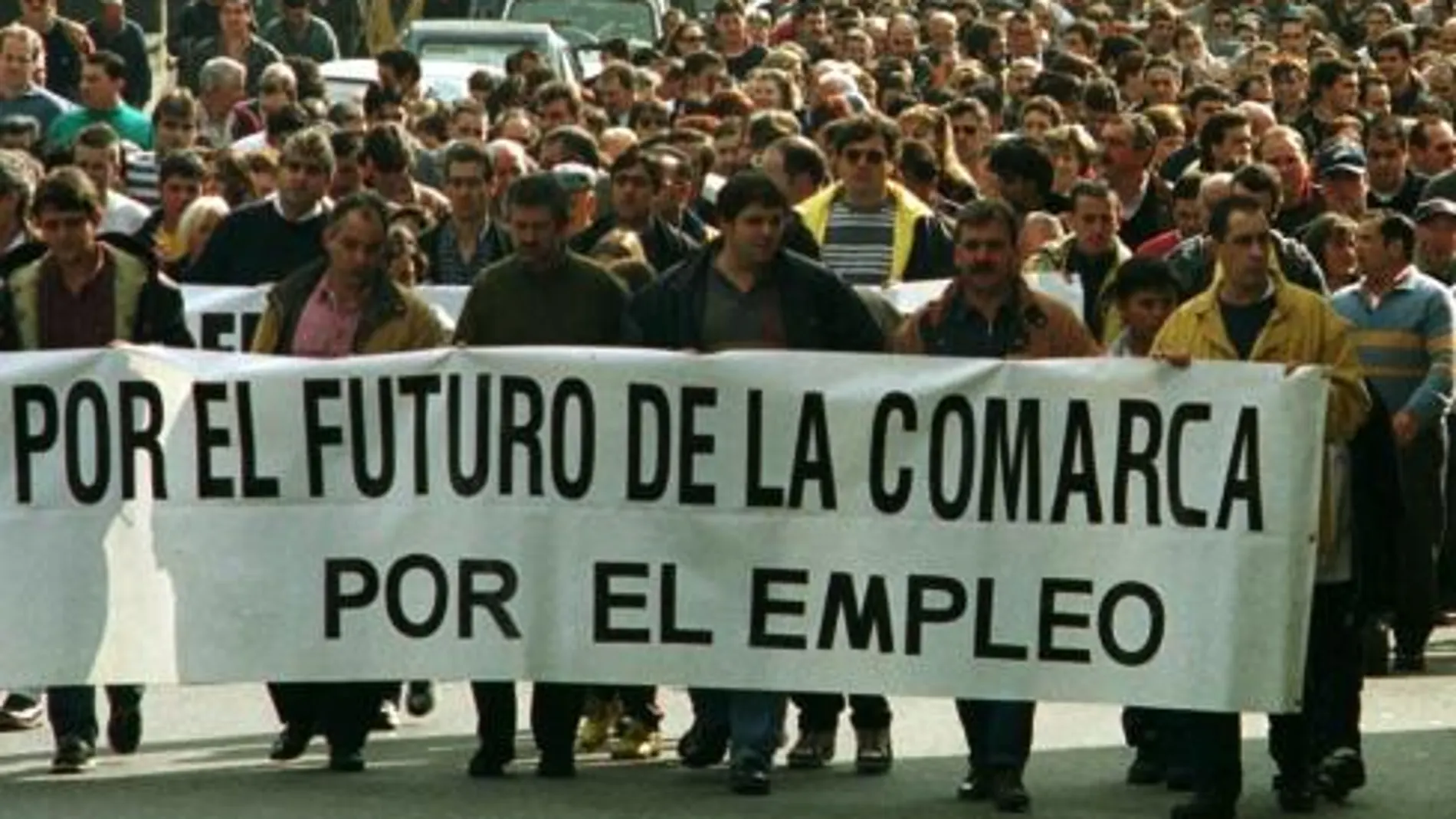 Lloros y aplausos al inicio de la segunda «marcha negra»