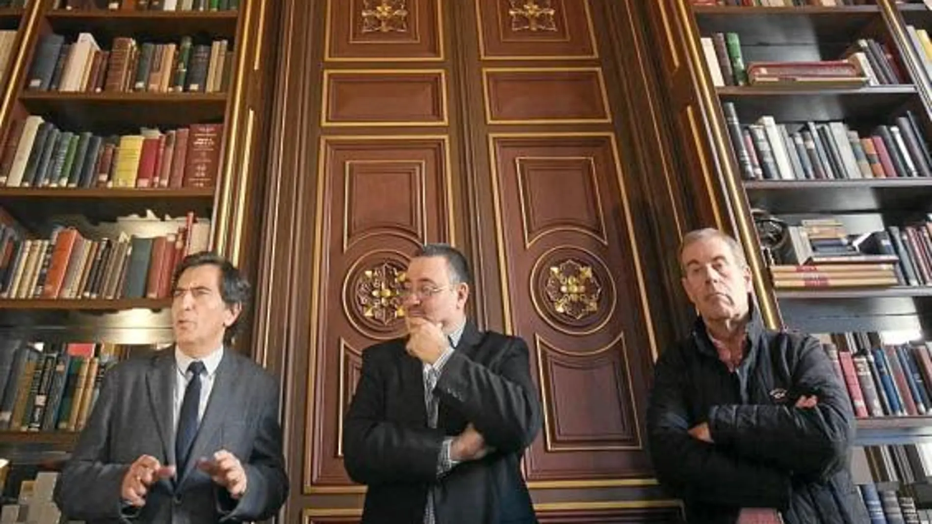 Arcadi Espada, Santiago Figueredo y Tomás Guasch en el hotel Cotton House presentando el grupo