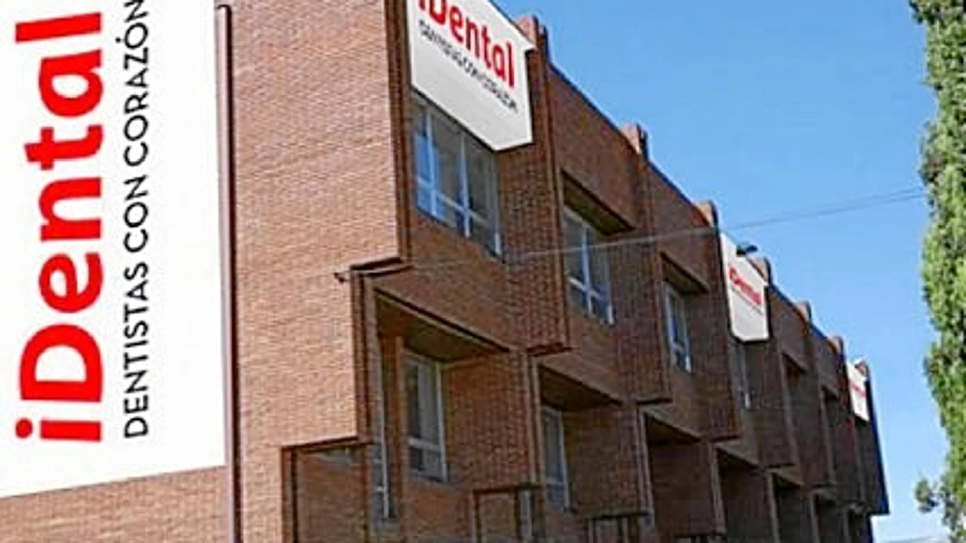 IDental tiene tres franquicias en Cataluña, en Barcelona, Tarragona y Girona, con más de 3.000 pacientes