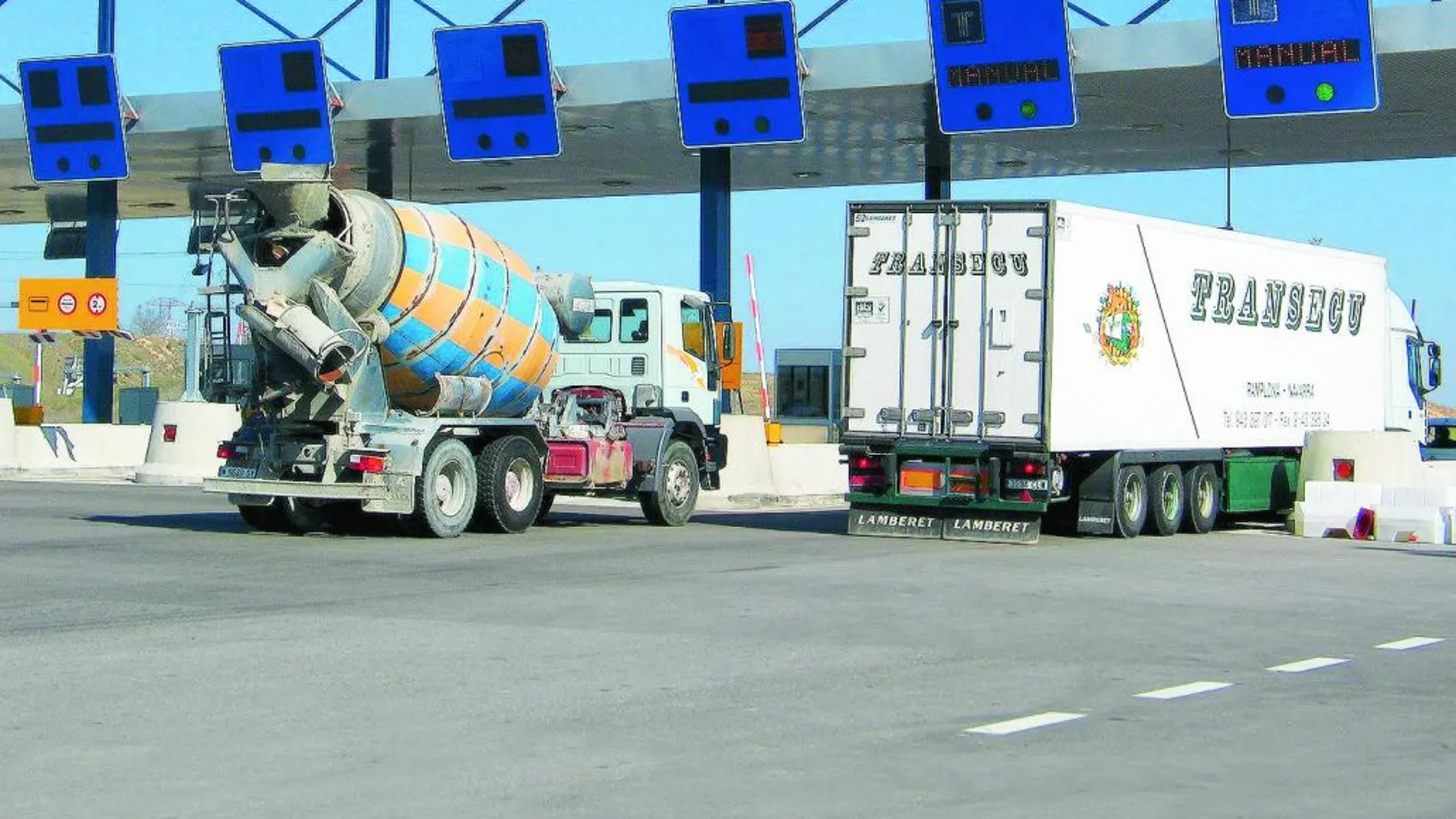 Fomento activa el desvío de camiones a las vías de peaje