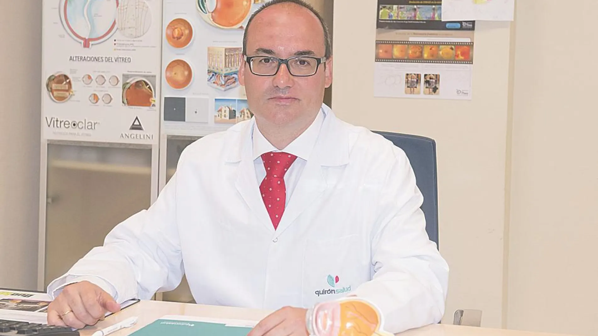 Dr. José Viéitez, especialista en Oftalmología del Instituto Oftalmológico Quirónsalud A Coruña