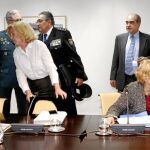 Dancausa y Carmena junto a Barbero y los jefes de Policía Nacional, Alfonso Fernández, y Guardia Civil, Santiago Caballero