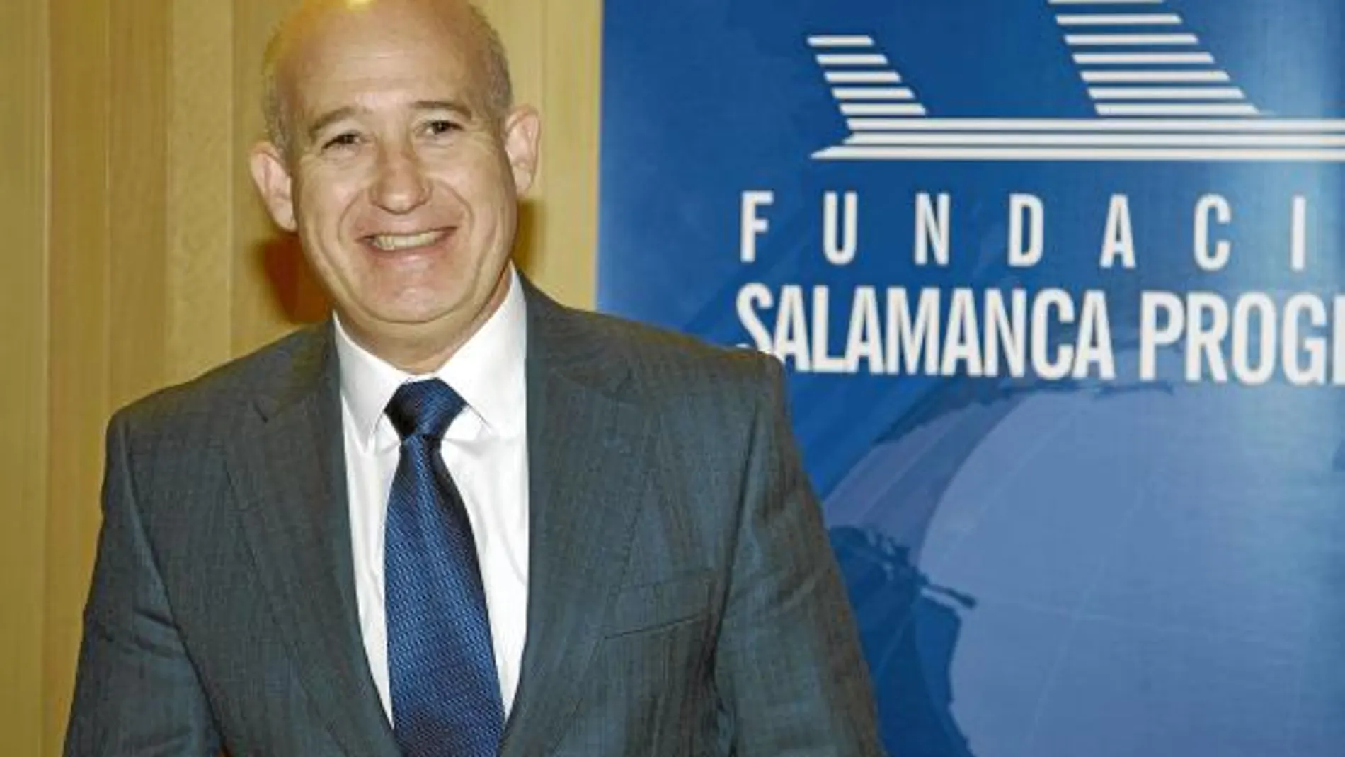 Empresarios salmantinos crearán un centro para técnicos aeronáuticos
