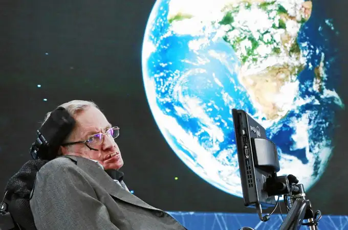 Hawking viaja a los agujeros negros
