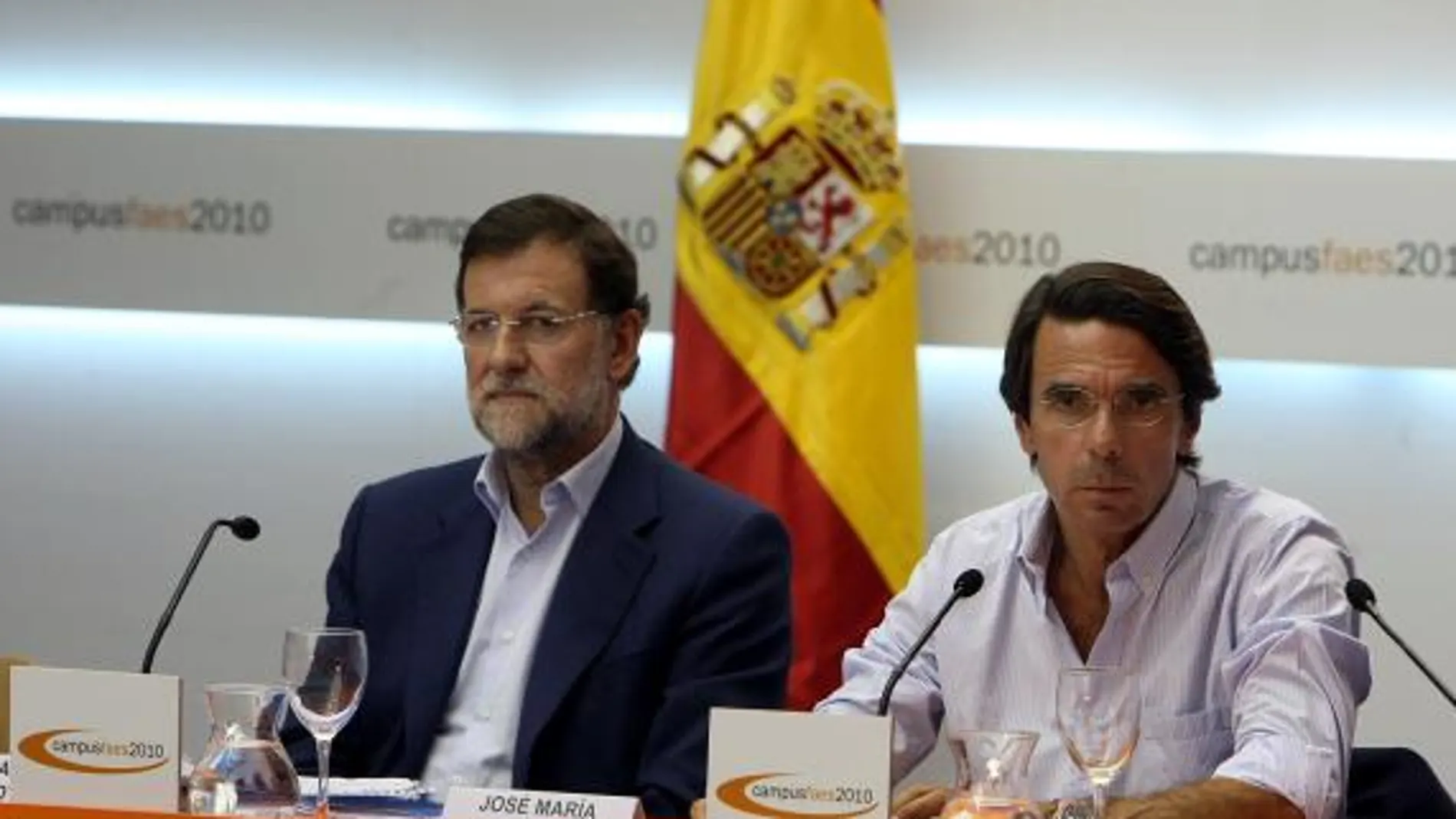 El ex-presidente de Gobierno, José María Aznar, junto a Mariano Rajoy en la pasada edición del Campus Faes
