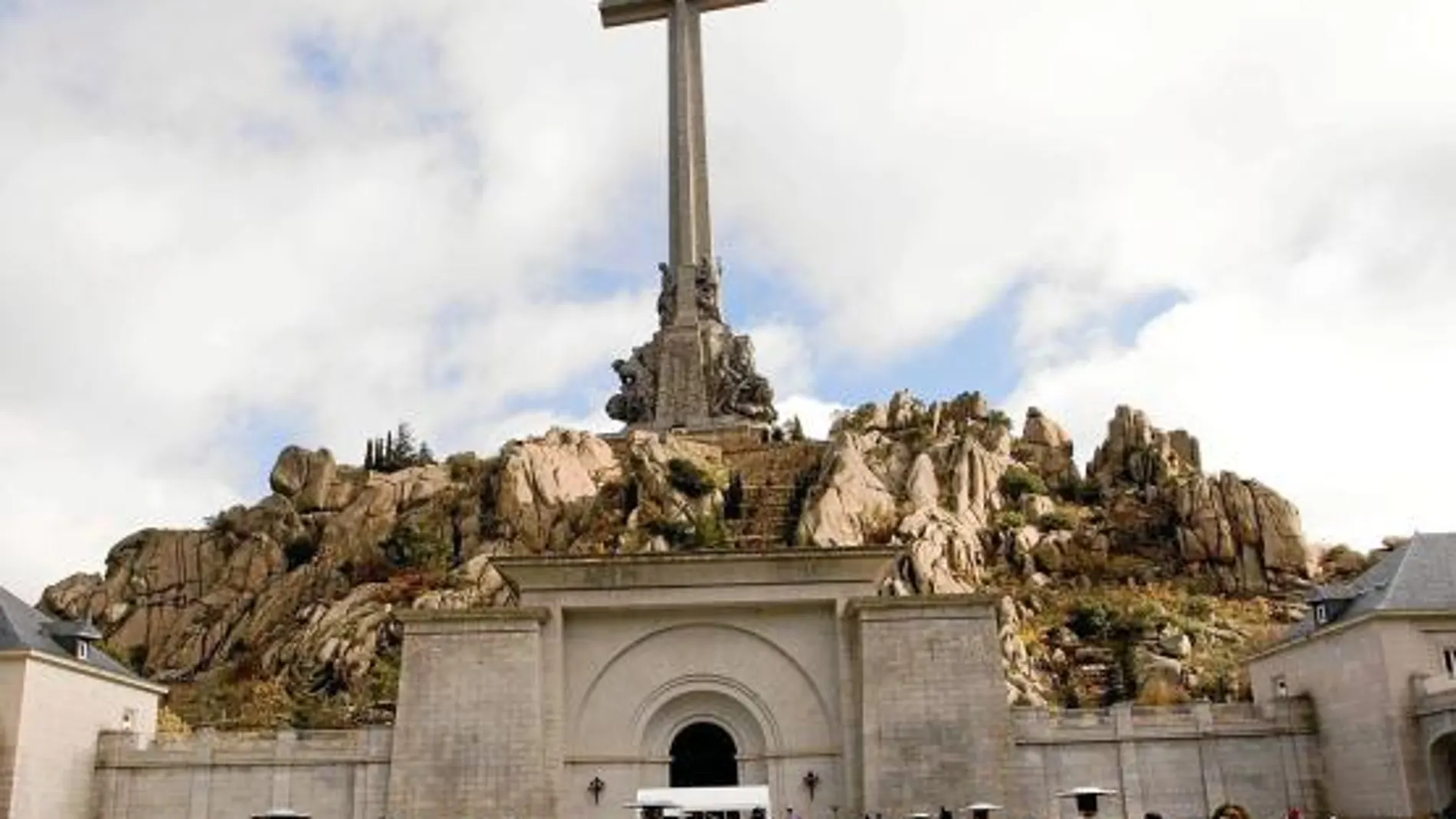 El Gobierno asegura que el acceso al Valle se restringió por seguridad
