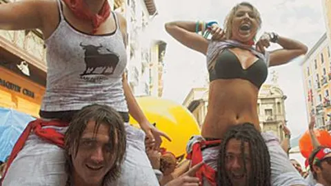 Hemingway vuelve a los Sanfermines