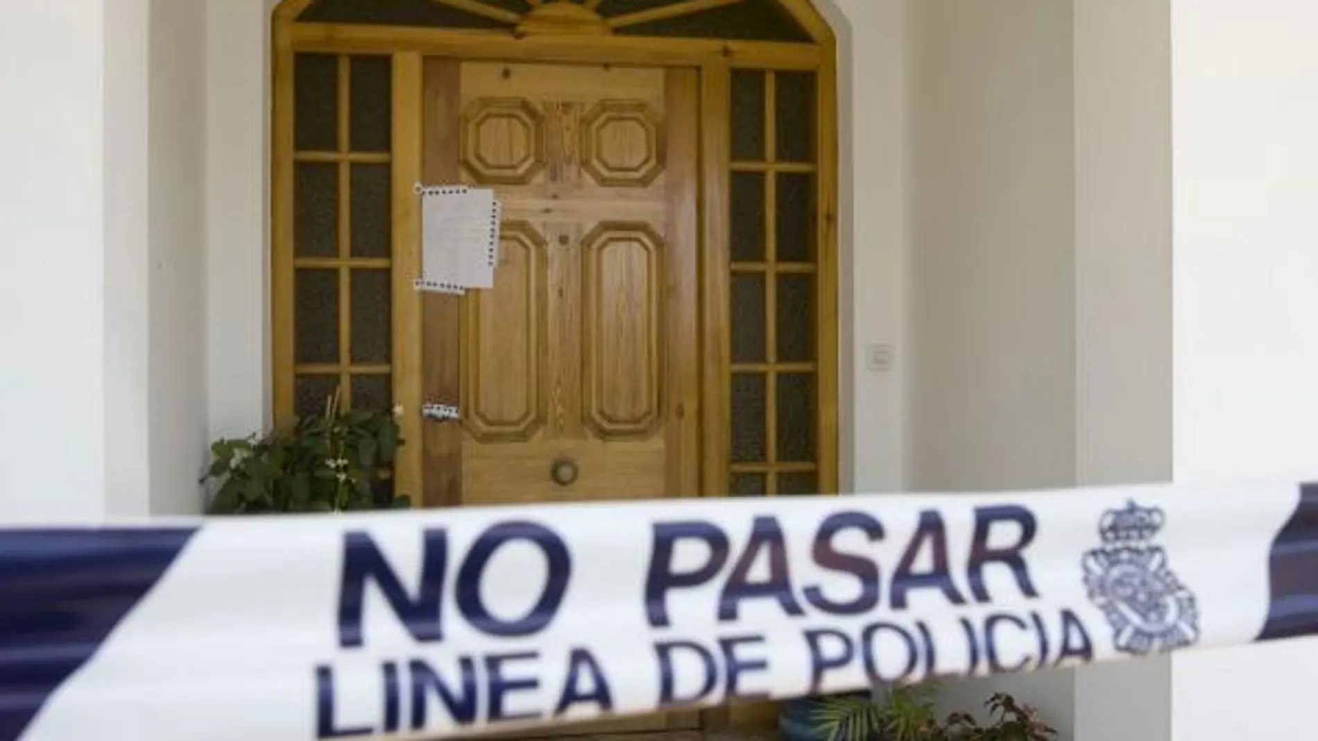 Hallado muerto un matrimonio en una urbanización de Cádiz