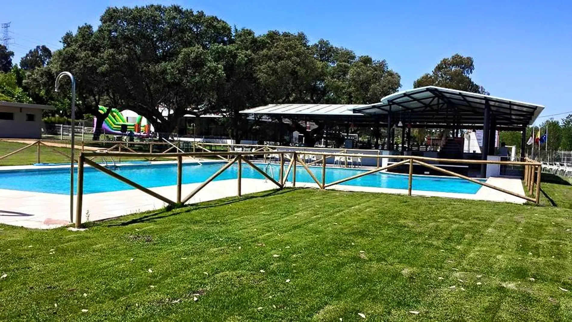 Piscina del camping