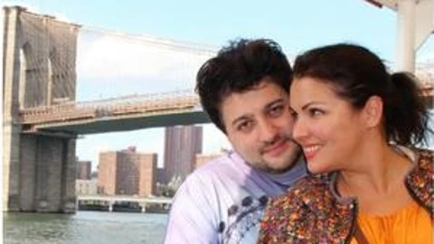 La pareja ha confesado que vive en una permanente luna de miel, lo que corrobora estas fotografía del Twitter de Netrebko