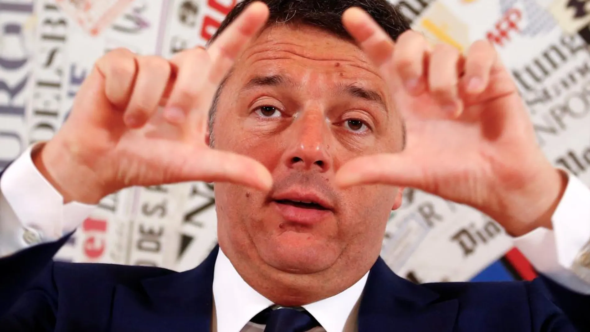 Renzi se erige como la única alternativa al populismo
