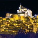 Panorámica de Caravaca de la Cruz. La ciudad está coronada por el Santuario de la Vera Cruz, lugar de peregrinaje y destino de gran devoción