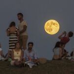 China anuncia que tiene un telescopio en la Luna desde hace... ¡dos años!