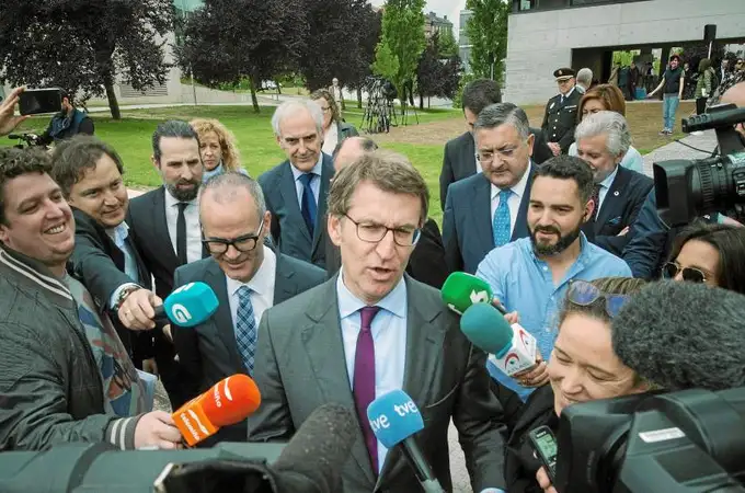 El PP asume que la «neutralidad» de Rajoy abre el camino a Feijóo