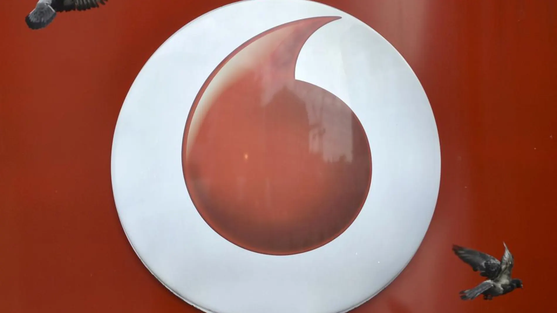 Vodafone, junto a Orange y Telefónica suben las tarifas a principio de años/Reuters