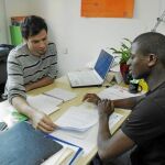 Los inmigrantes con más necesidades económicas tienen que acudir a hogares de acogida, como en Burgos