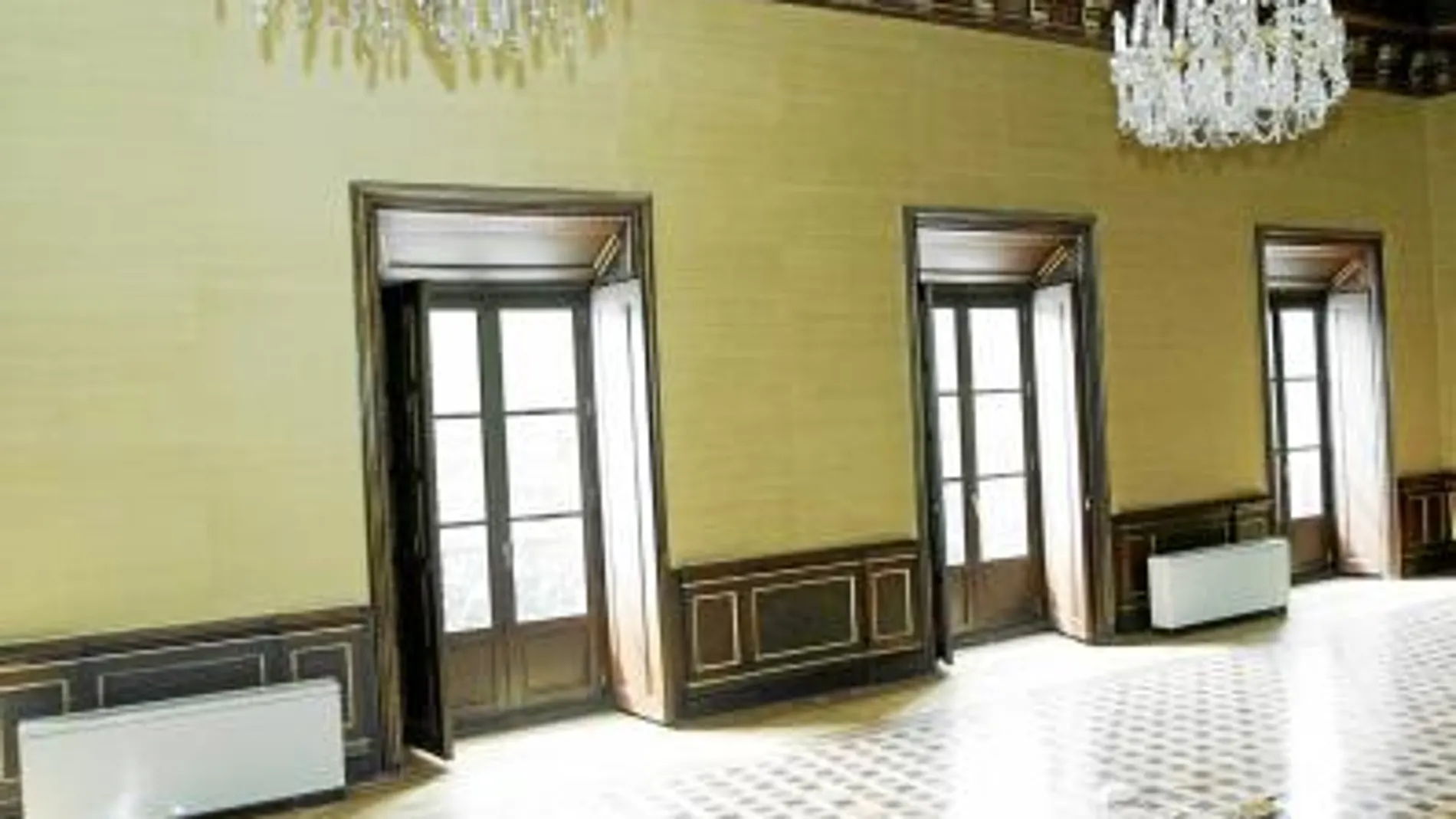 Griñán estrena el palacio de Chaves