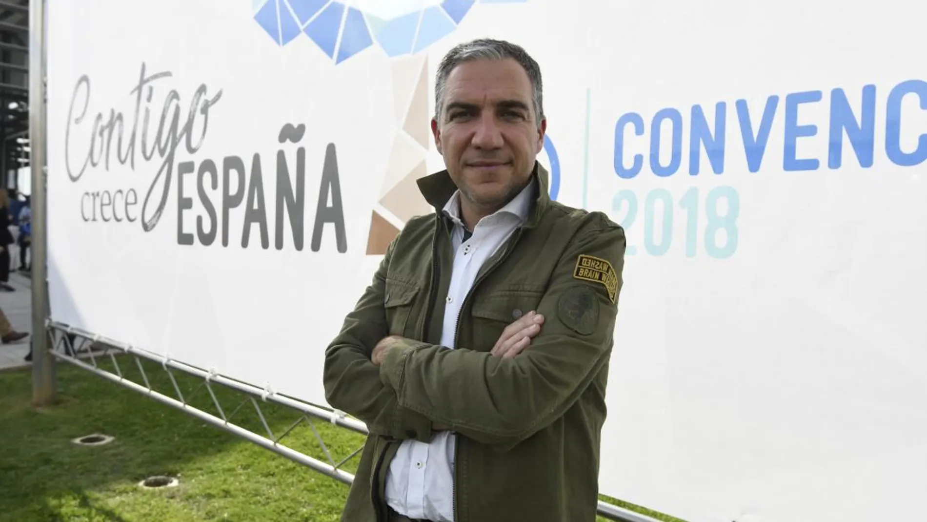 El PP de Málaga anunció su apoyo a Sáenz de Santamaría, una «persona solvente, de gran formación y conocimiento del partido», según Bendodo (Foto: Ke-Imagen)