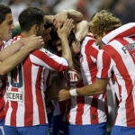 El Atlético refuerza sus opciones de 'Champions' con engañosa goleada