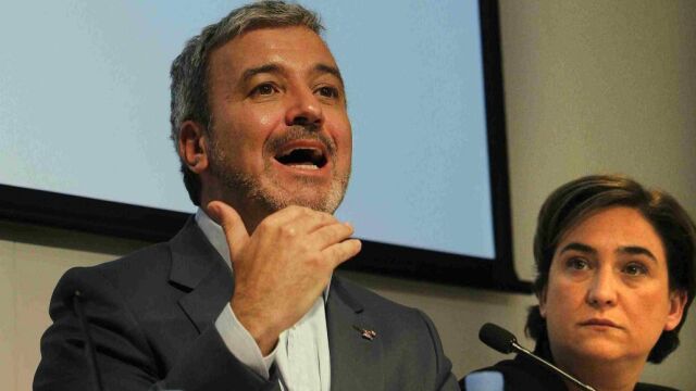 Ada Colau y Jaume Collboni han presentado hoy el acuerdo que han alcanzado para que el PSC se incorpore al gobierno de la ciudad.
