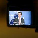 Aznar reaparece bajo la indiferencia de Génova