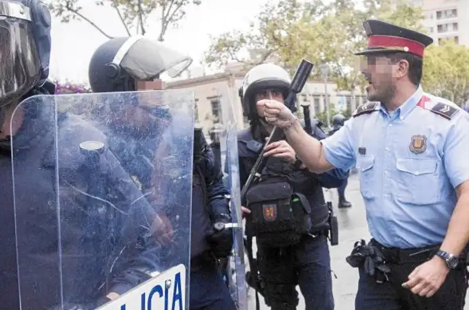 Los mossos dieron parte de la actuación policial el 1-O con orden de no intervenir