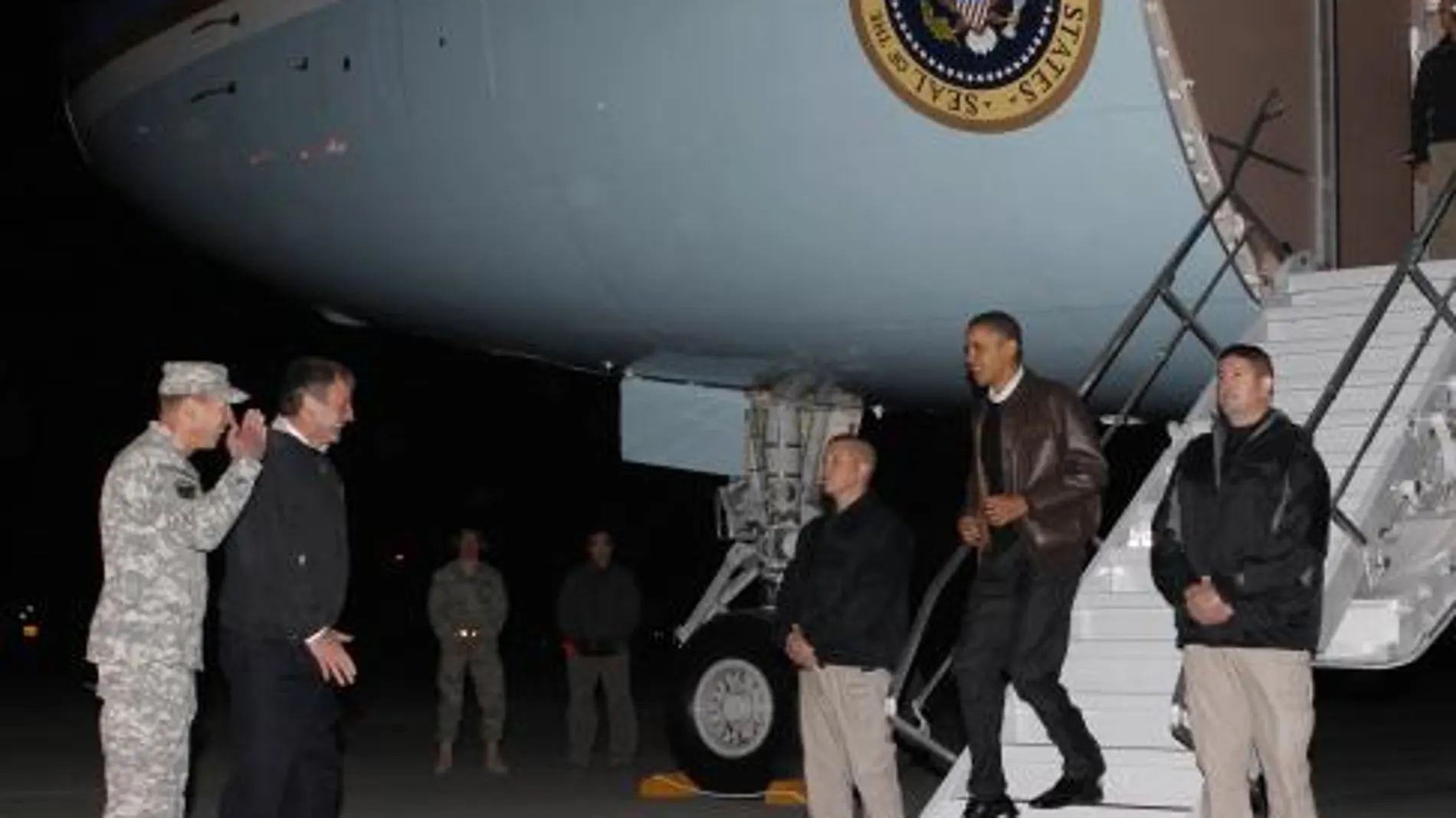 Obama viaja por sorpresa a Afganistán
