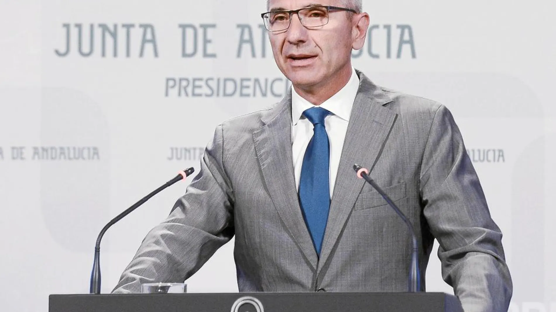 El portavoz del Gobierno regional, Miguel Ángel Vázquez