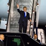 El presidente de EE UU, Donald Trump, a su llegada a Singapur / Foto: Efe