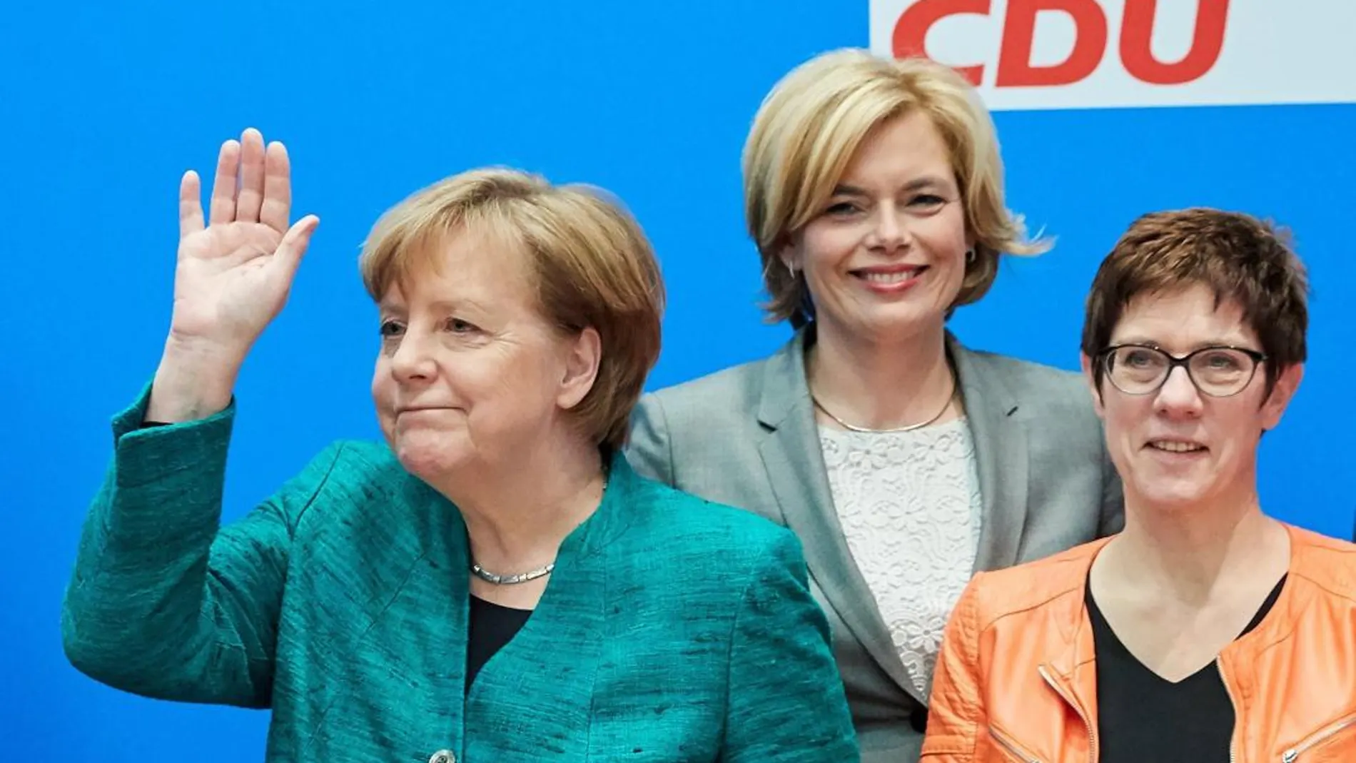 Merkel durante la presentación de los ministros/Efe