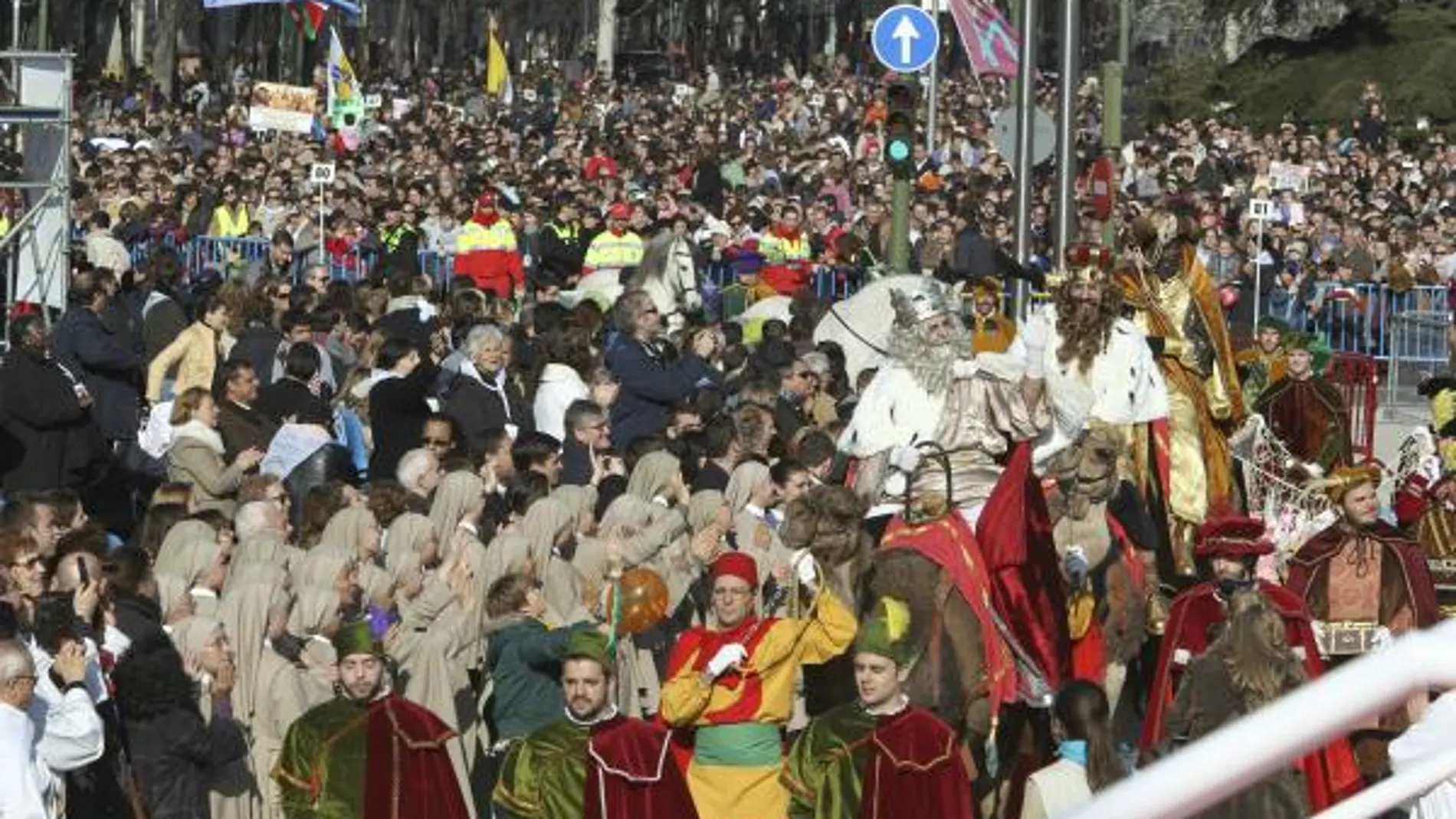 Más de un millón de personas asisten a la Misa en Colón