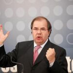 Herrera, en la presentación del proyecto de Presupuestos, enumera los nuevos beneficios fiscales