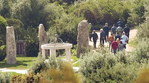 Imagen de la finca sarda de Berlusconi, donde se supone que descubrió las tumbas fenicias
