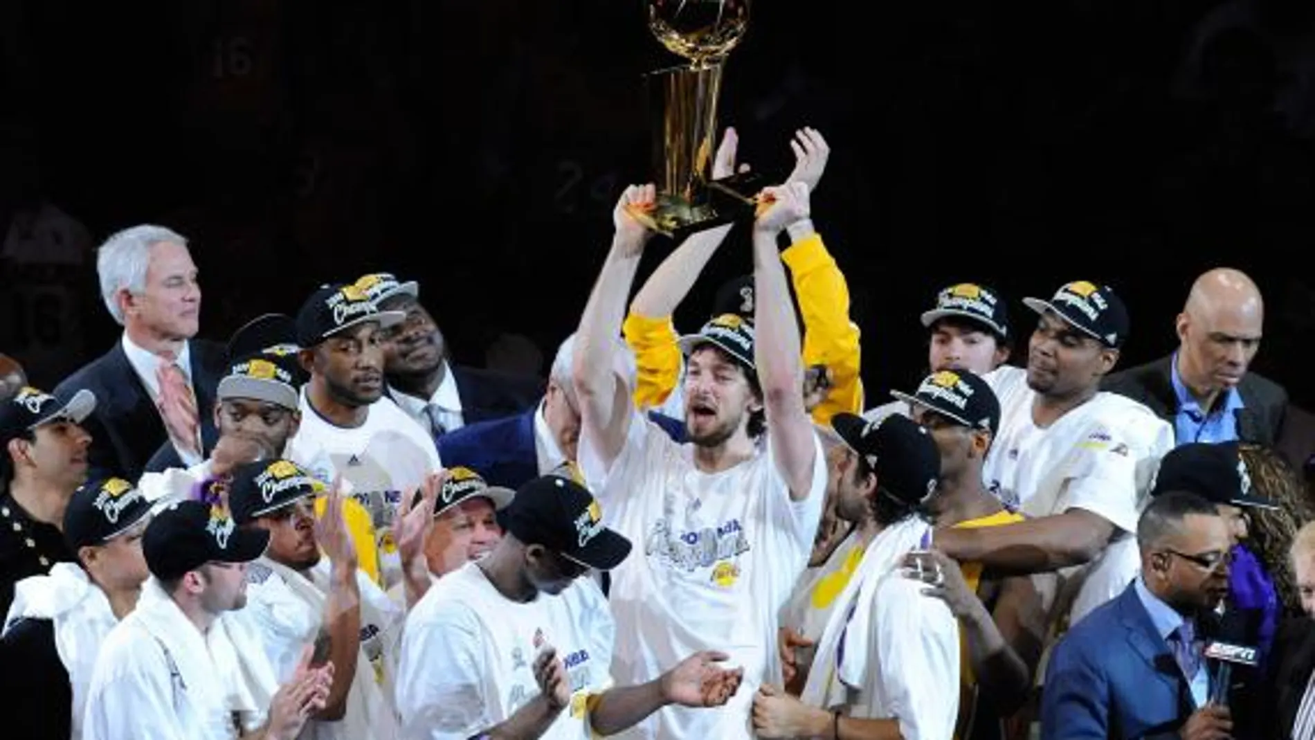 Gasol, en 2010, logra su segundo anillo de la NBA con los Lakers
