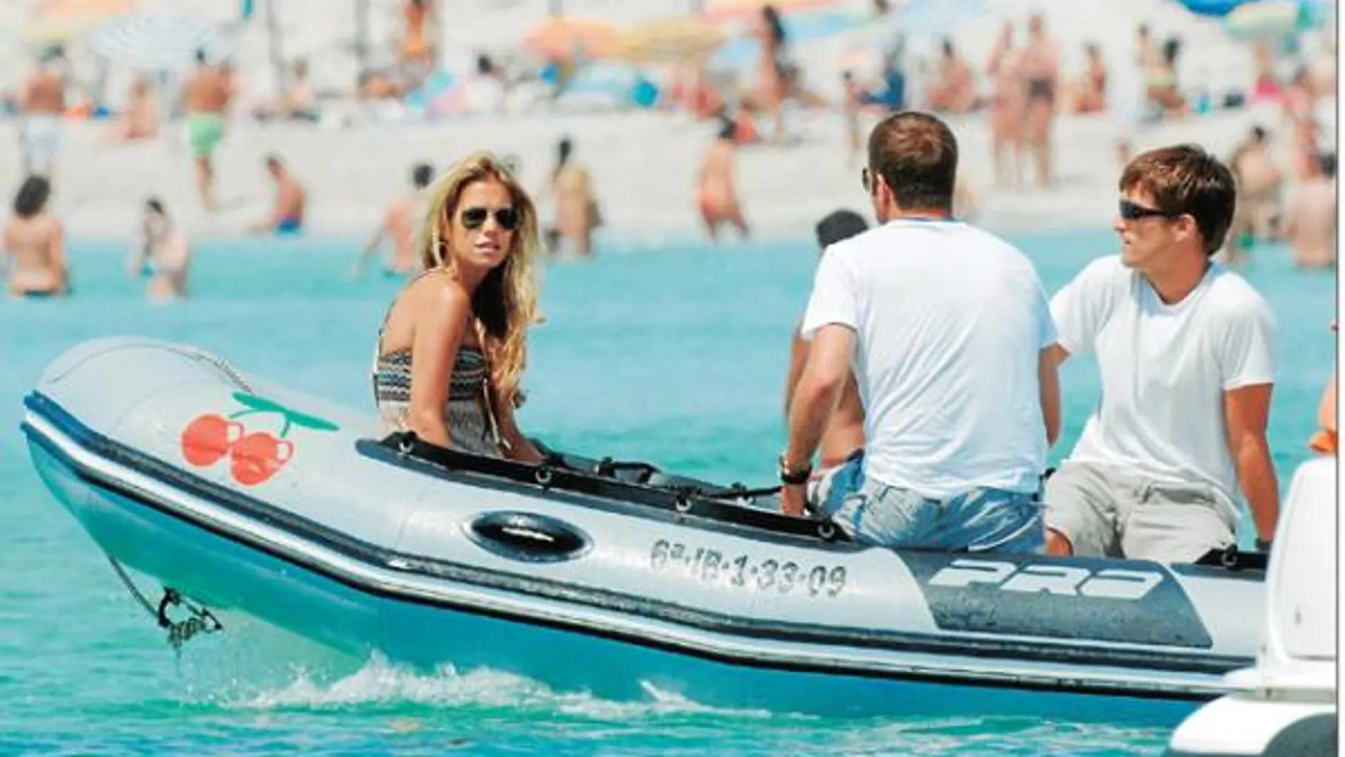 Sylvie Van der Vaart se recupera en Ibiza