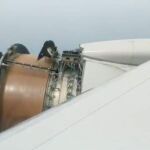 Captura del motor del avión de United Airlines que volaba a Honolulu