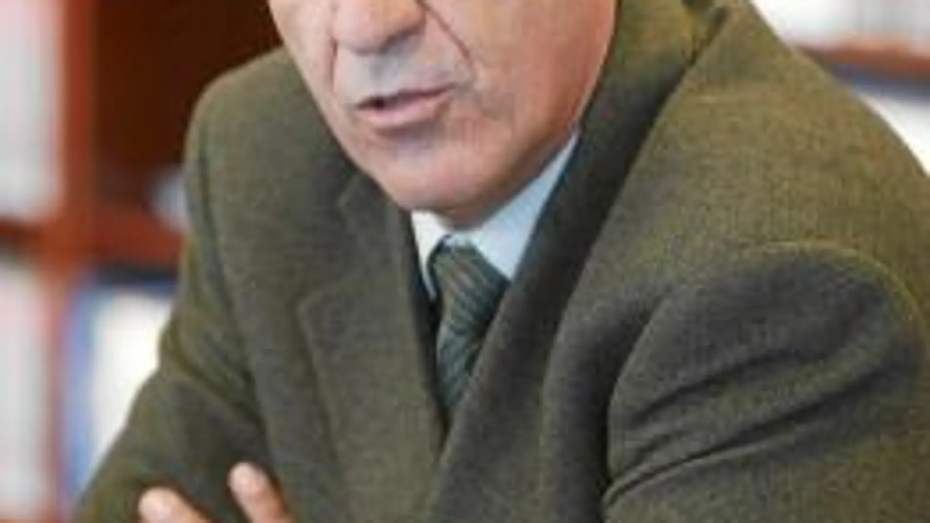 Eduardo Esteban era el portavoz de la minoritaria Unión Progresista de Fiscales, hasta que en febrero de 2008 fue nombrado fiscal jefe provincial de Madrid.