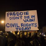 Imagen de una de las manifestaciones en protesta por la muerte de Freddie Gray.