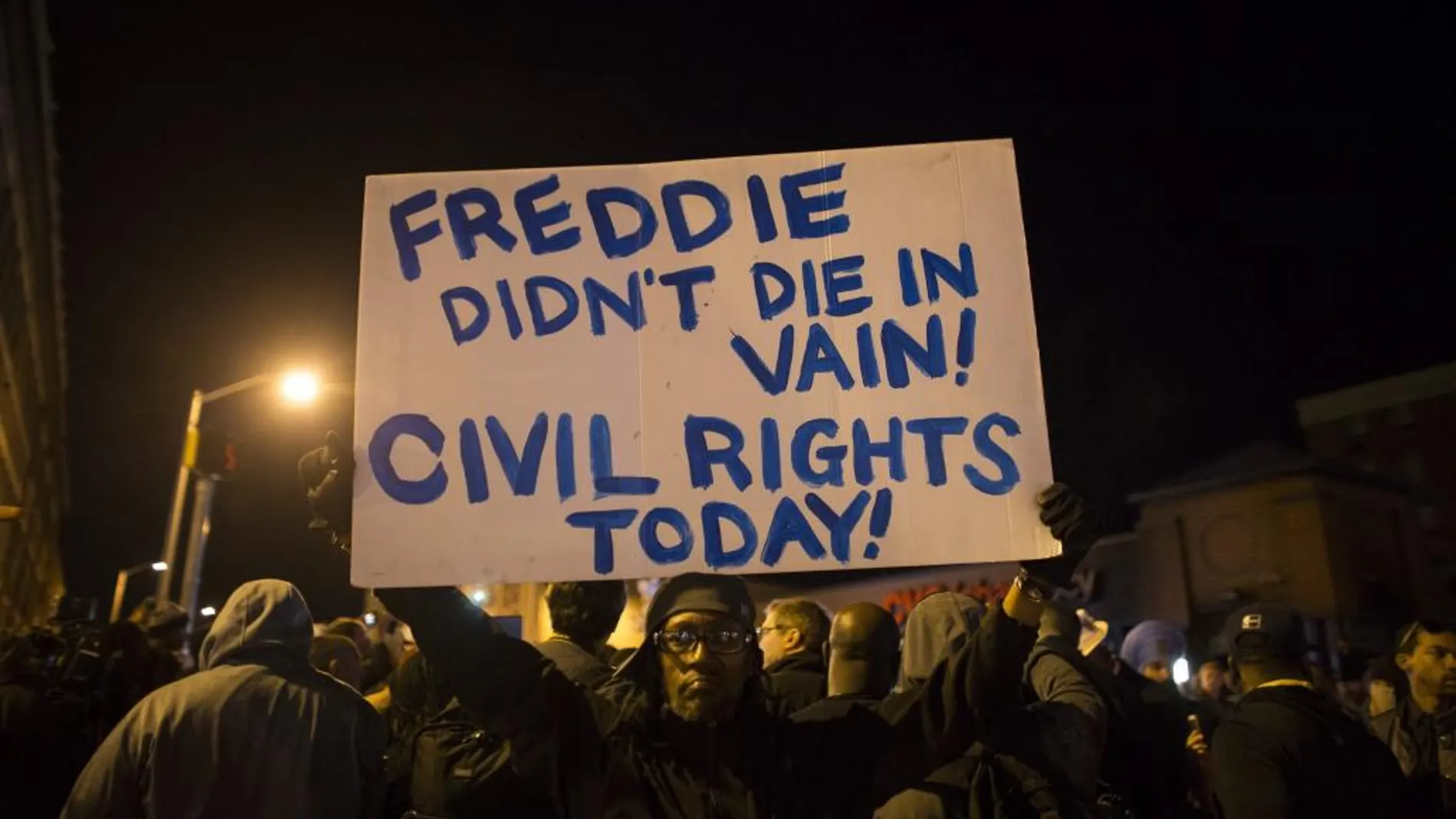 Imagen de una de las manifestaciones en protesta por la muerte de Freddie Gray.