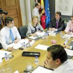 La Junta avisa que «no consentirá» una financiación en contra de la población