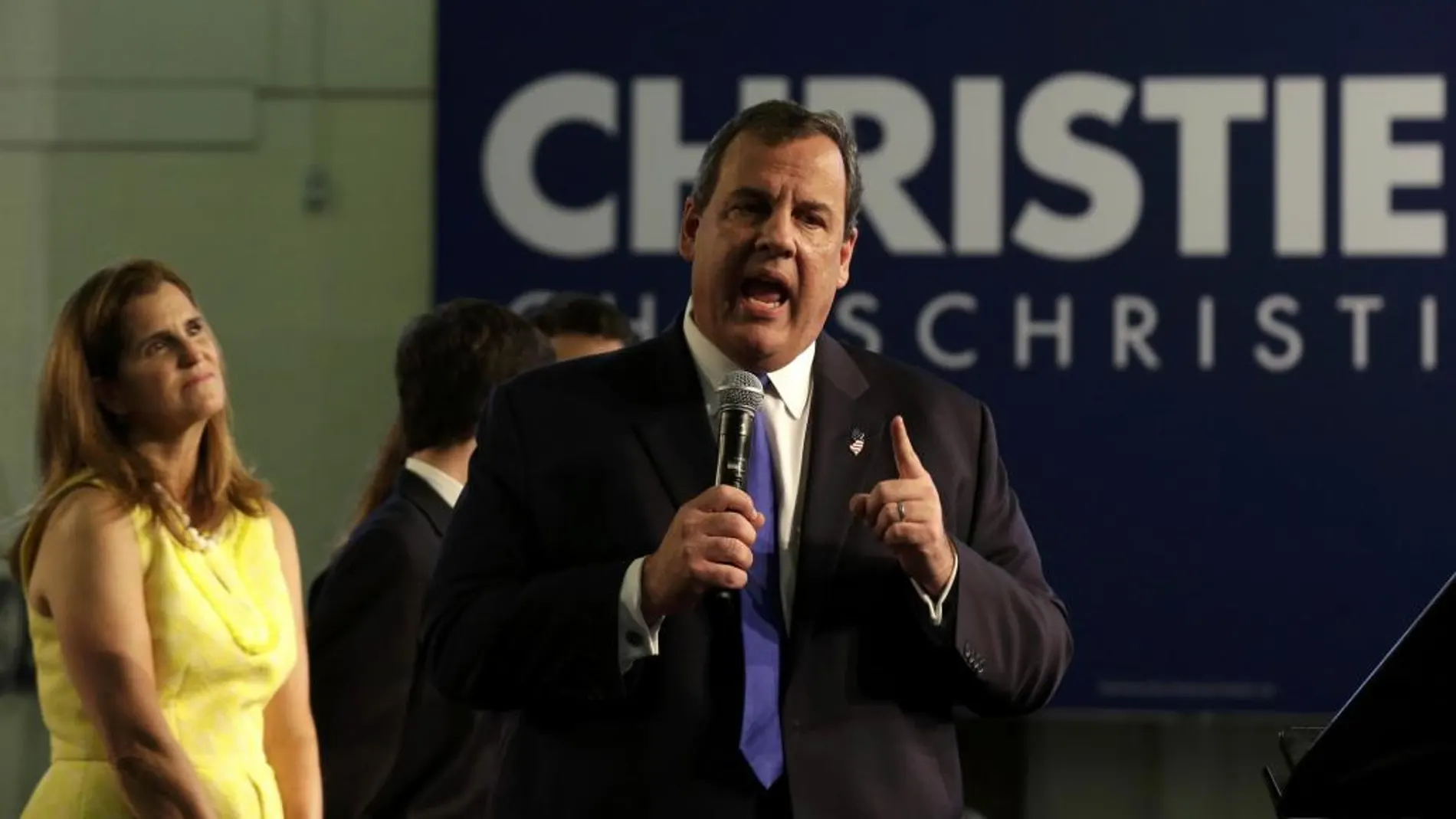 El gobernador de Nueva Jersey, Chris Christie durante el anuncio de su candidatura