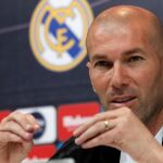 El entrenador francés del Real Madrid, Zinedine Zidane, durante la rueda de prensa después del entrenamiento de hoy en Valdebebas.