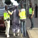 Fotografía extraída del vídeo facilitado por la Policía Nacional de la detención de la mujer en Lanzarote.