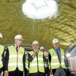 El ministro de Fomento y el presidente de Adif supervisaron ayer la primera fase de la ampliación