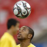 Robinho toma el relevo