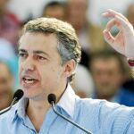Iñigo Urkullu, presidente del PNV, se compromete con el presidente del Gobierno a trasladar la información de que disponga de ETA