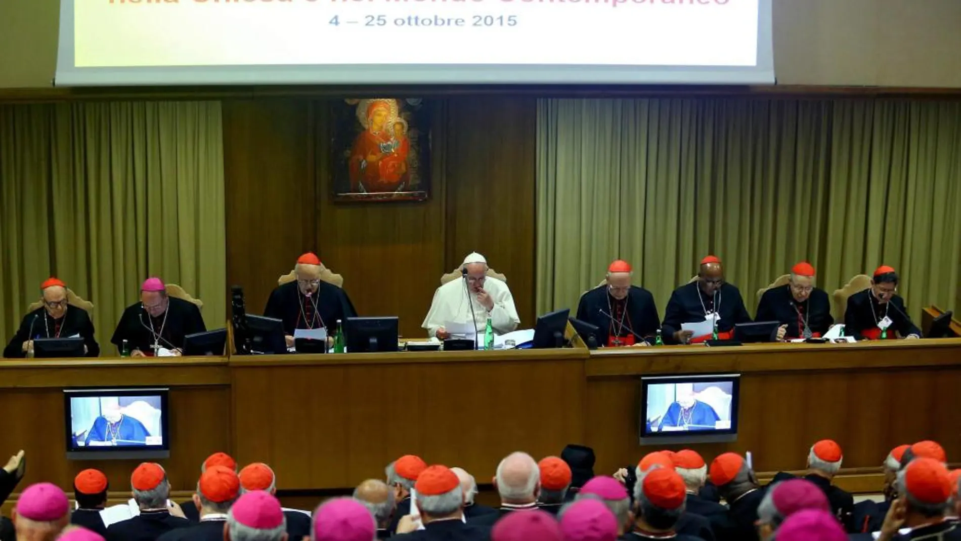 El Papa Francisco durante el Sínodo de obispos